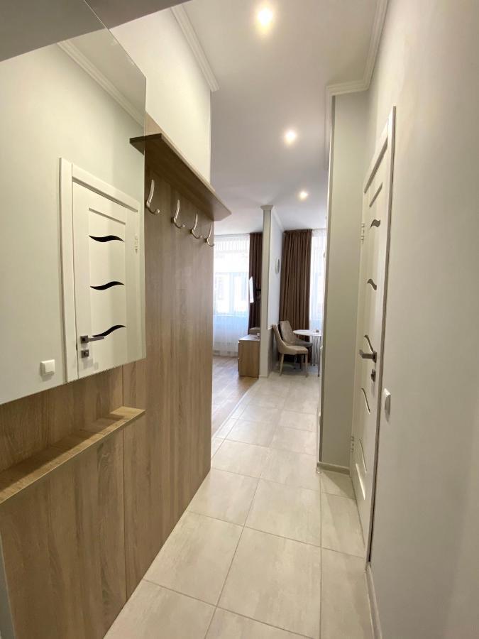 Homelike Apartment Lviv Kültér fotó